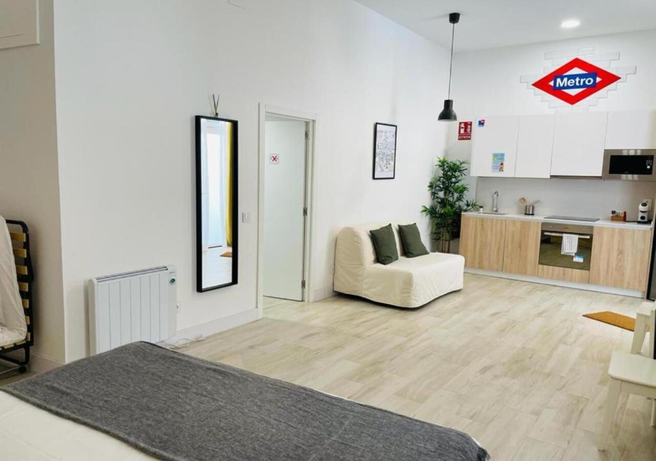 Nuevo 5 Personas Super Centrico Retiro Lujo Appartement Madrid Buitenkant foto